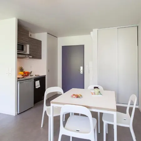 Aparthotel L'aeronat By Popinns